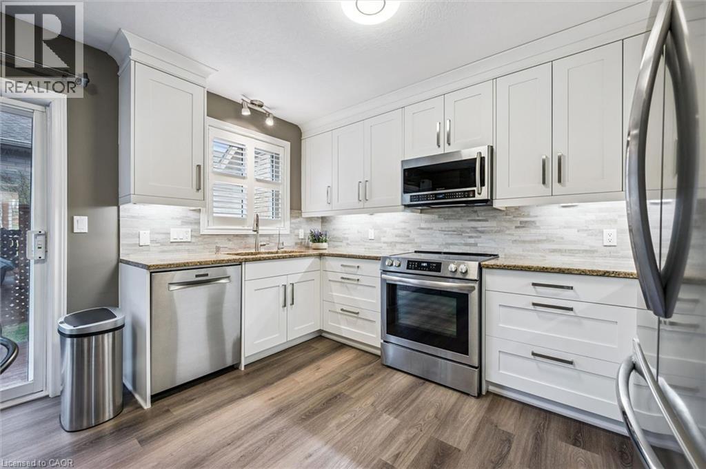 79 FAIRLAKE Drive thumbnail 22