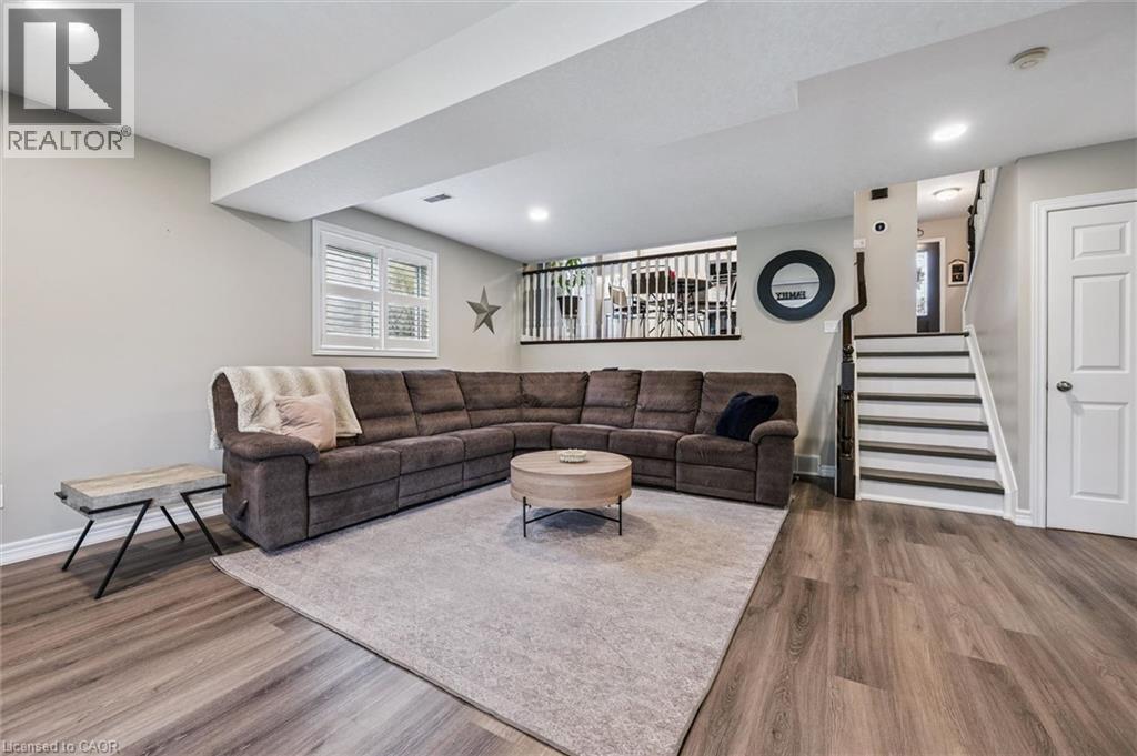 79 FAIRLAKE Drive thumbnail 24