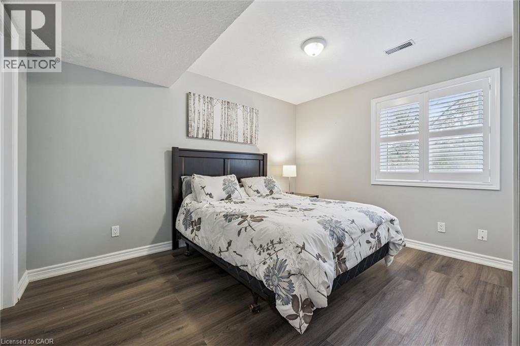 79 FAIRLAKE Drive thumbnail 29