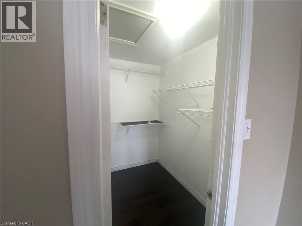 182 KINGSWOOD Drive thumbnail 16