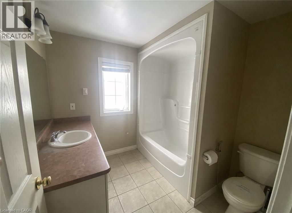 182 KINGSWOOD Drive thumbnail 18