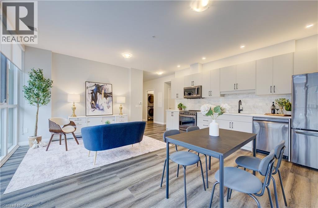 60 CHARLES Street W Unit# 201 thumbnail 8