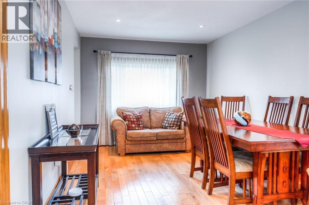 46 2 Avenue thumbnail 10