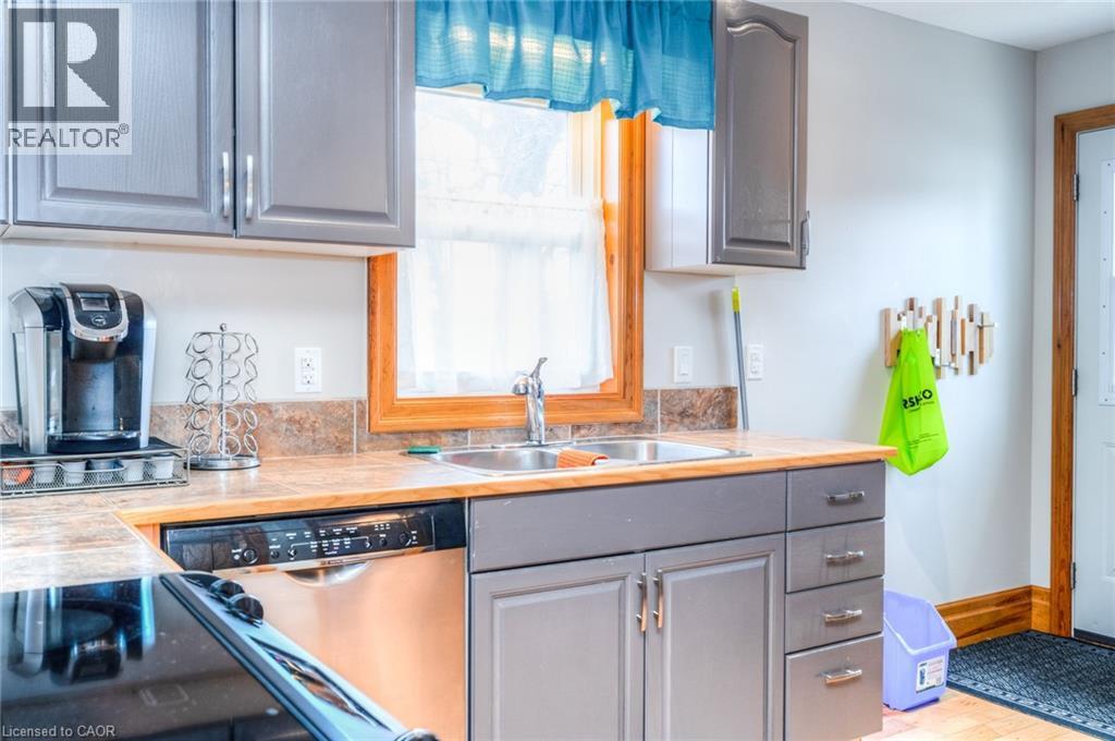 46 2 Avenue thumbnail 12