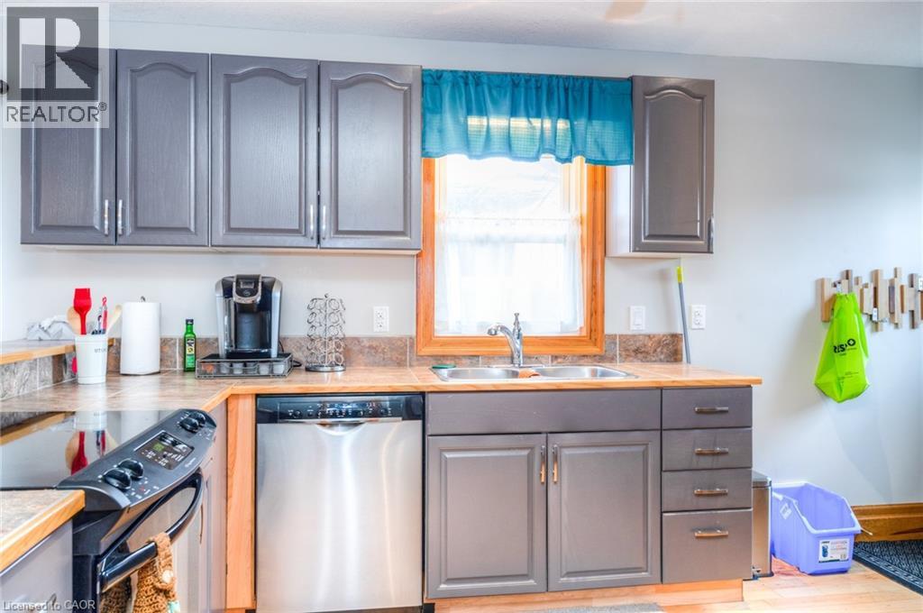 46 2 Avenue thumbnail 13