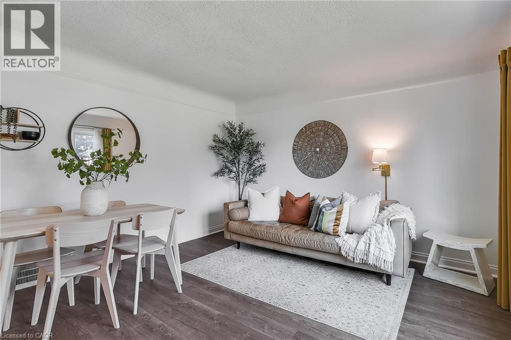 209 BEDFORD Road thumbnail 6