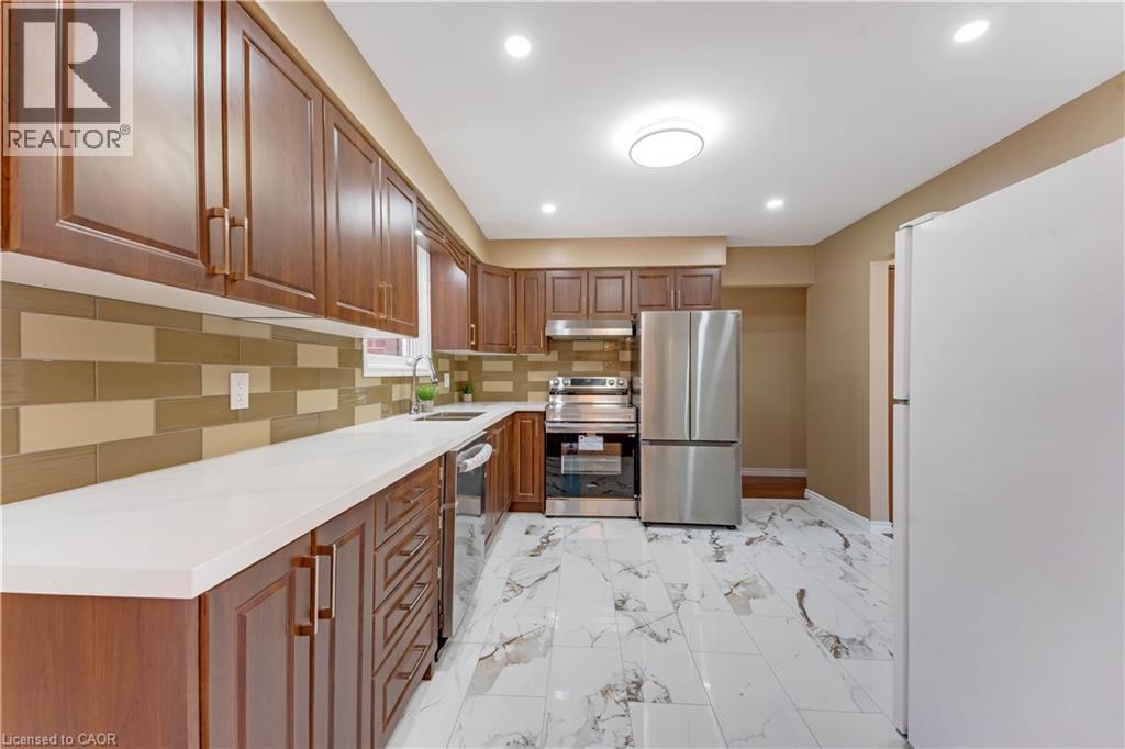 402 LAKEVIEW Drive thumbnail 8