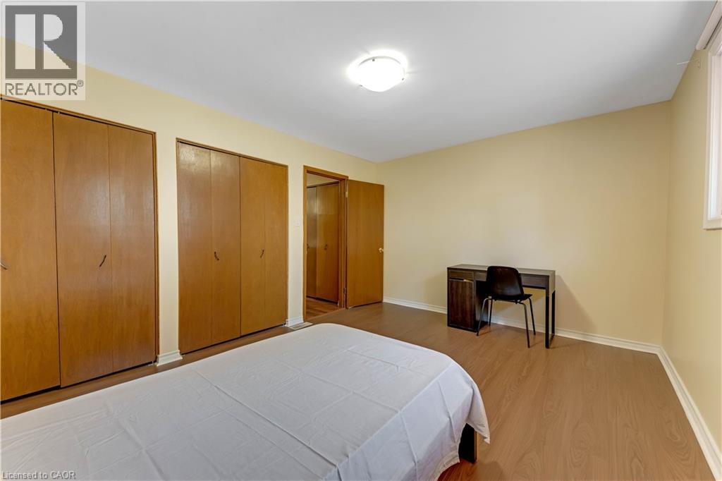 402 LAKEVIEW Drive thumbnail 19