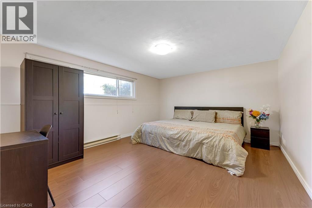 402 LAKEVIEW Drive thumbnail 25