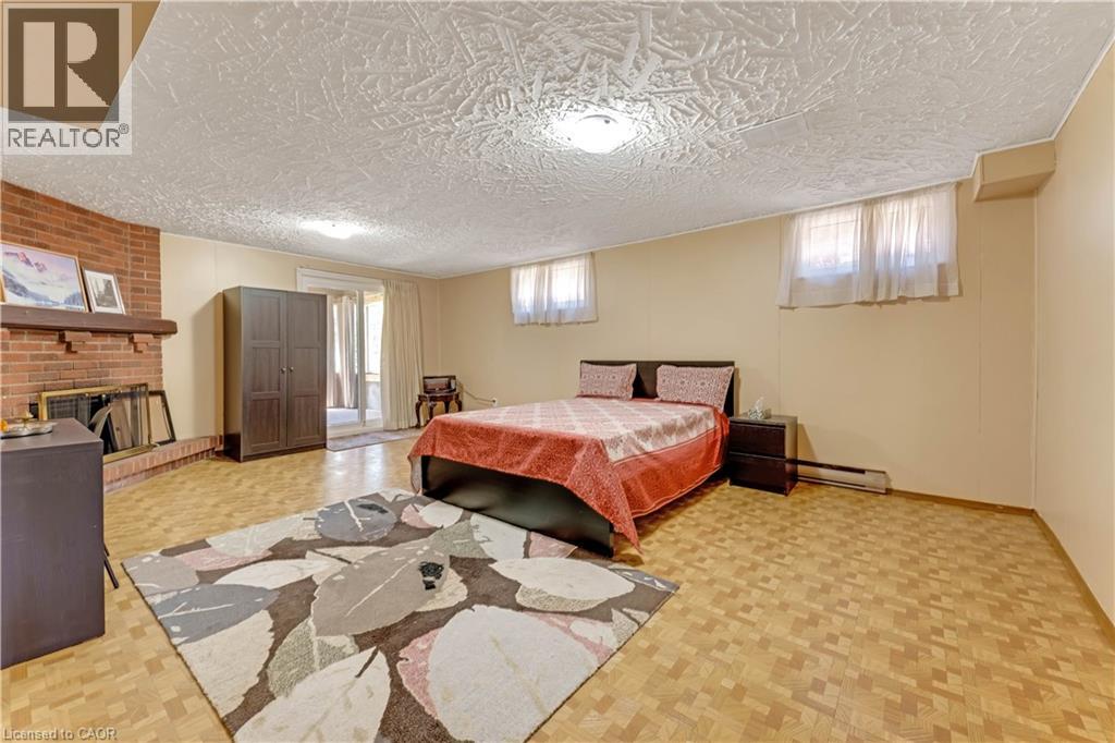 402 LAKEVIEW Drive thumbnail 29