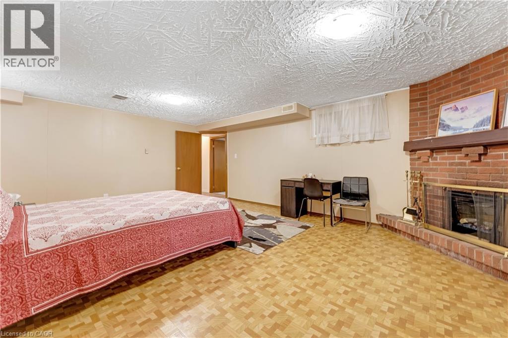 402 LAKEVIEW Drive thumbnail 30