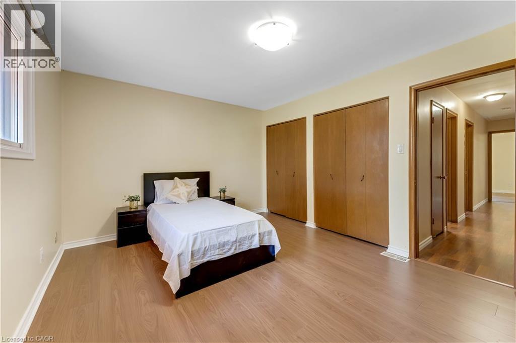 402 LAKEVIEW Drive thumbnail 20