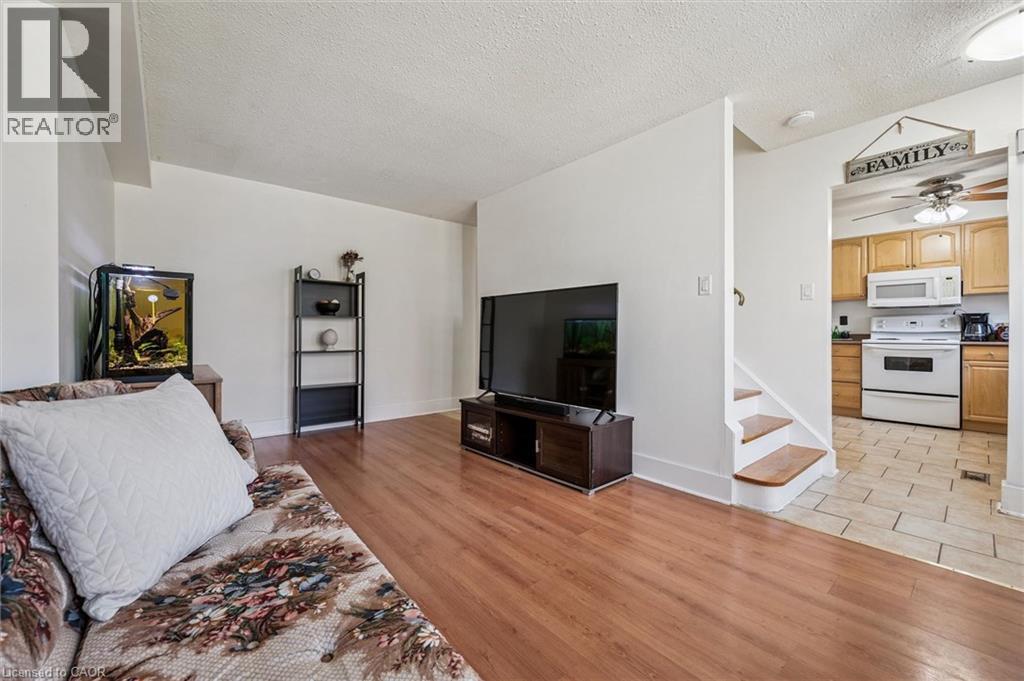 385 PIONEER Drive Unit# 5 thumbnail 7