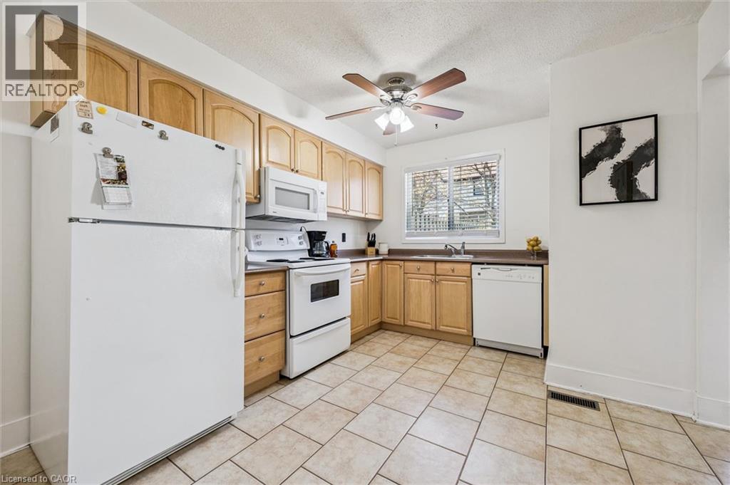 385 PIONEER Drive Unit# 5 thumbnail 10