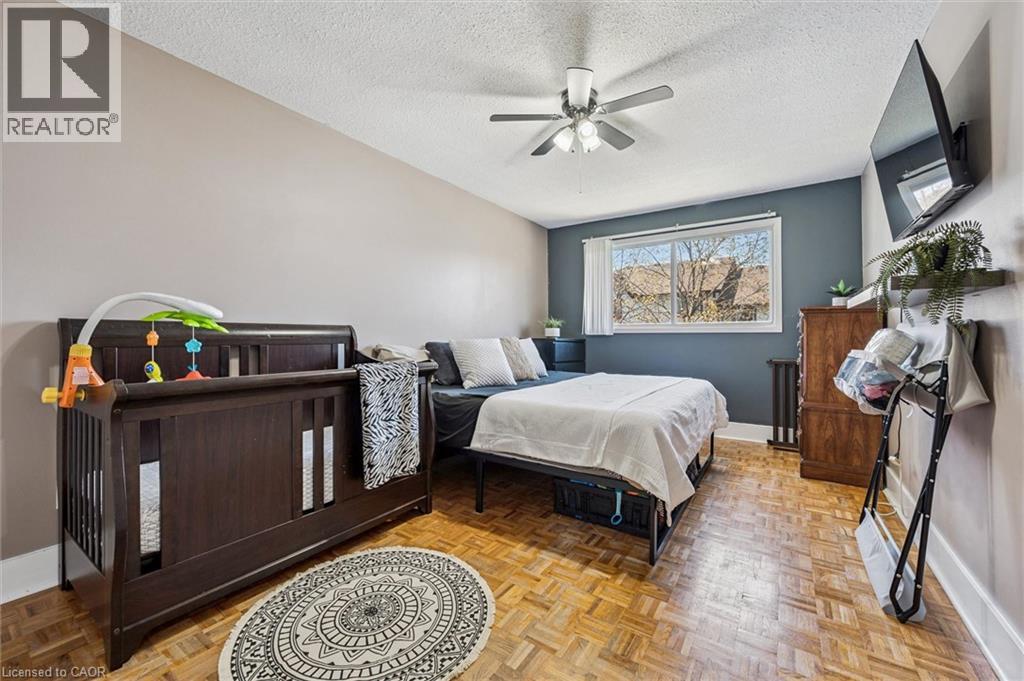 385 PIONEER Drive Unit# 5 thumbnail 15