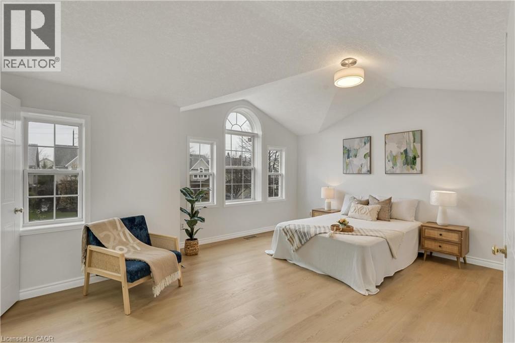 366 HAVENDALE Crescent thumbnail 17