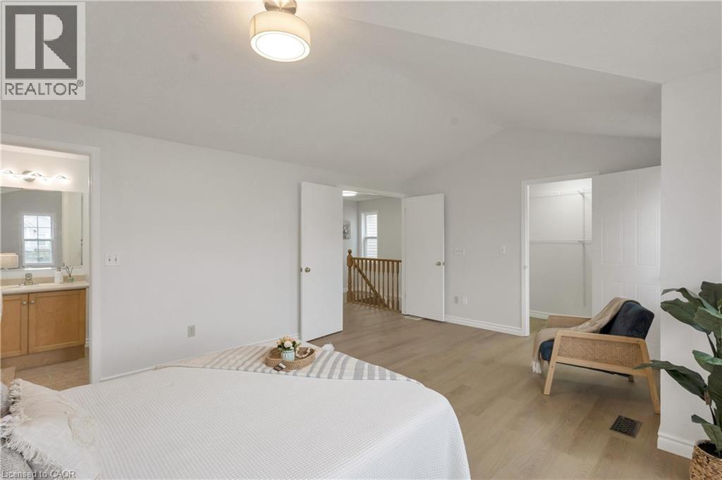 366 HAVENDALE Crescent thumbnail 20