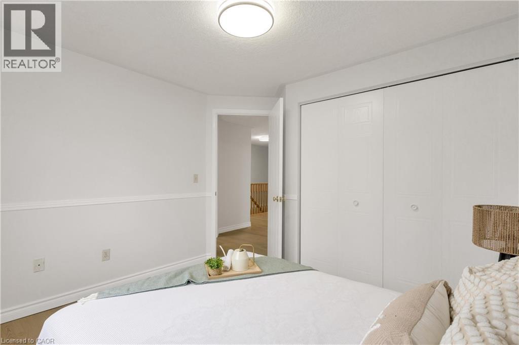 366 HAVENDALE Crescent thumbnail 22