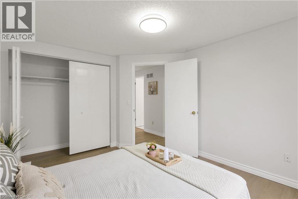 366 HAVENDALE Crescent thumbnail 24