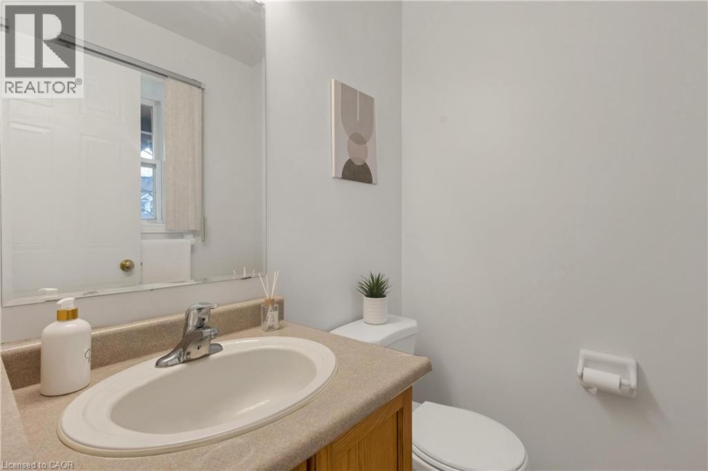 366 HAVENDALE Crescent thumbnail 5