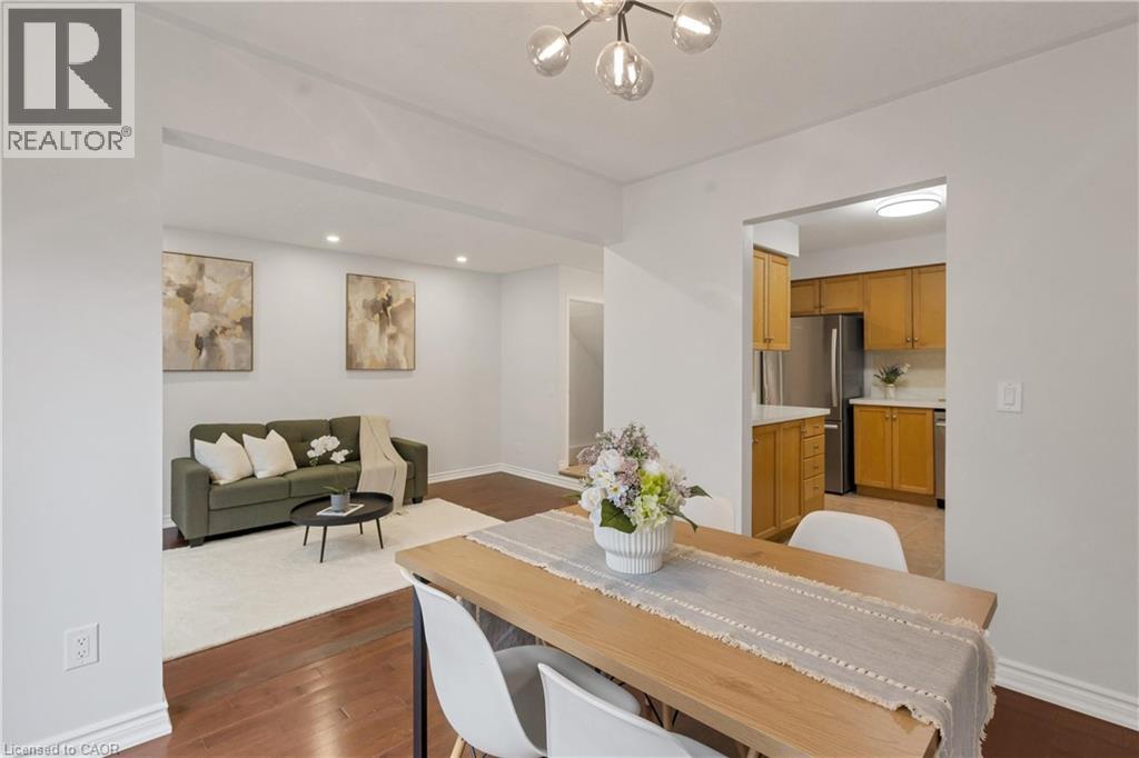 366 HAVENDALE Crescent thumbnail 9