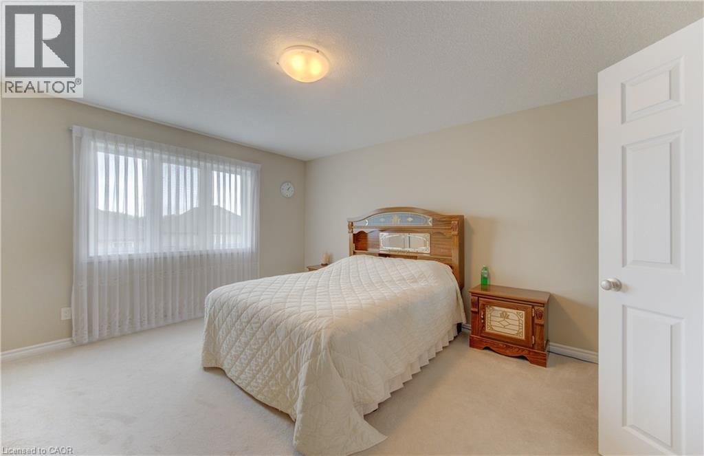 430 AVENS Street thumbnail 14