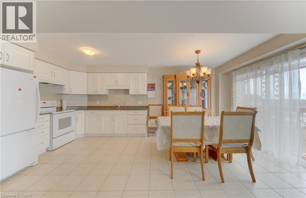 430 AVENS Street thumbnail 8