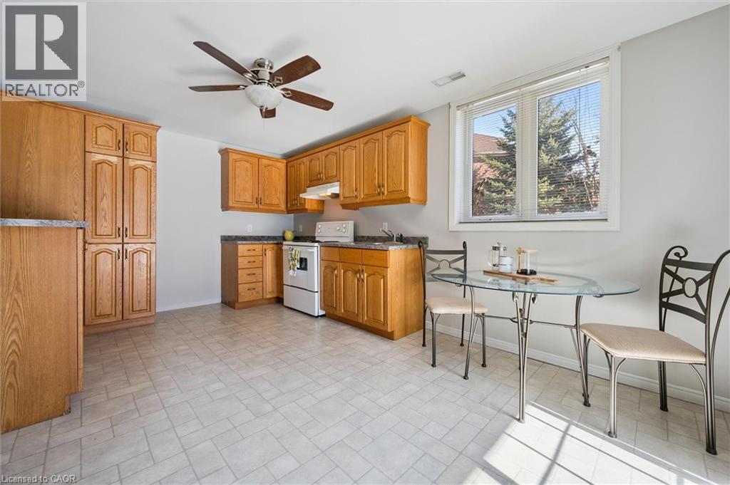 663 HEATHCLIFFE Place thumbnail 28