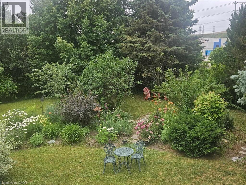 663 HEATHCLIFFE Place thumbnail 39