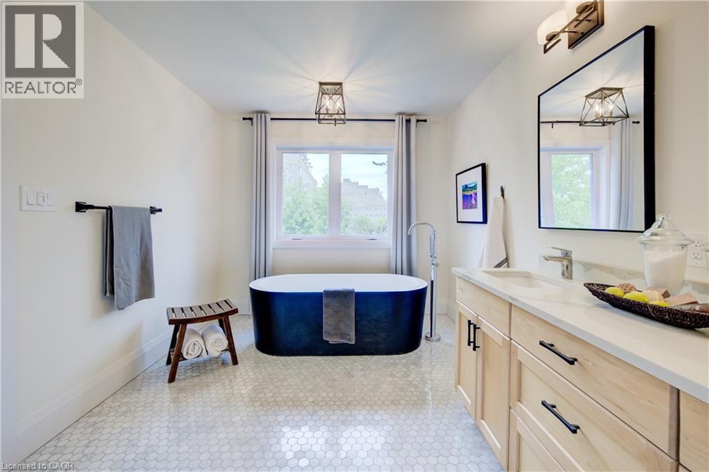 38 EUCLID Avenue thumbnail 33