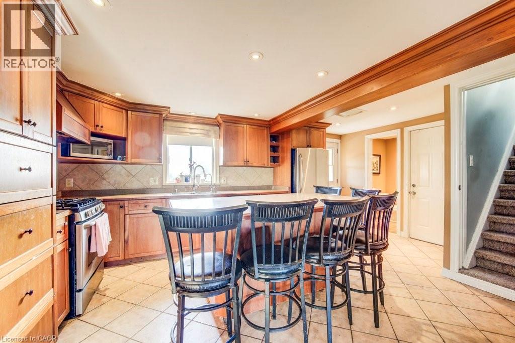 2310 FOUNTAIN Street N thumbnail 11