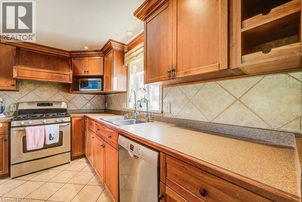 2310 FOUNTAIN Street N thumbnail 15