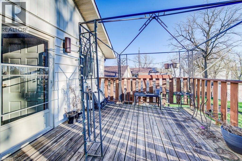 2310 FOUNTAIN Street N thumbnail 23