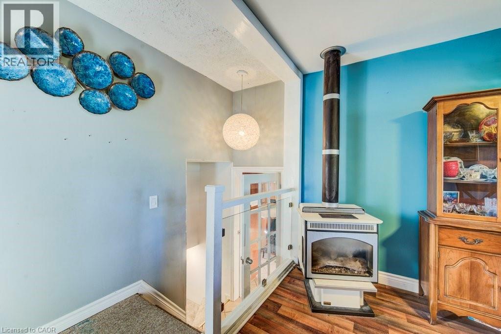 2310 FOUNTAIN Street N thumbnail 26