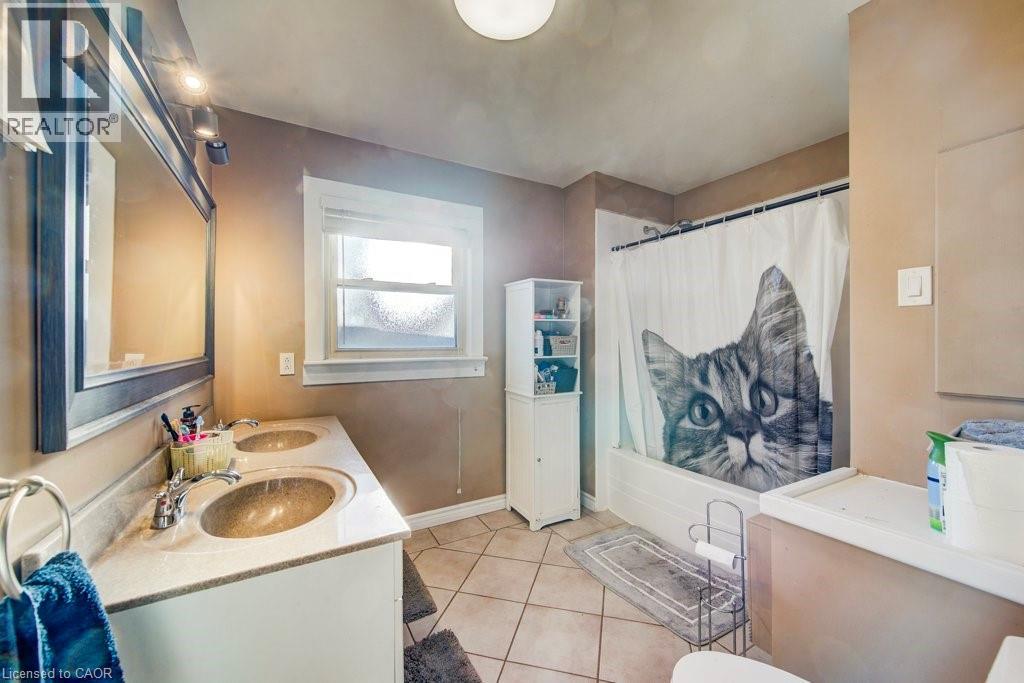 2310 FOUNTAIN Street N thumbnail 28