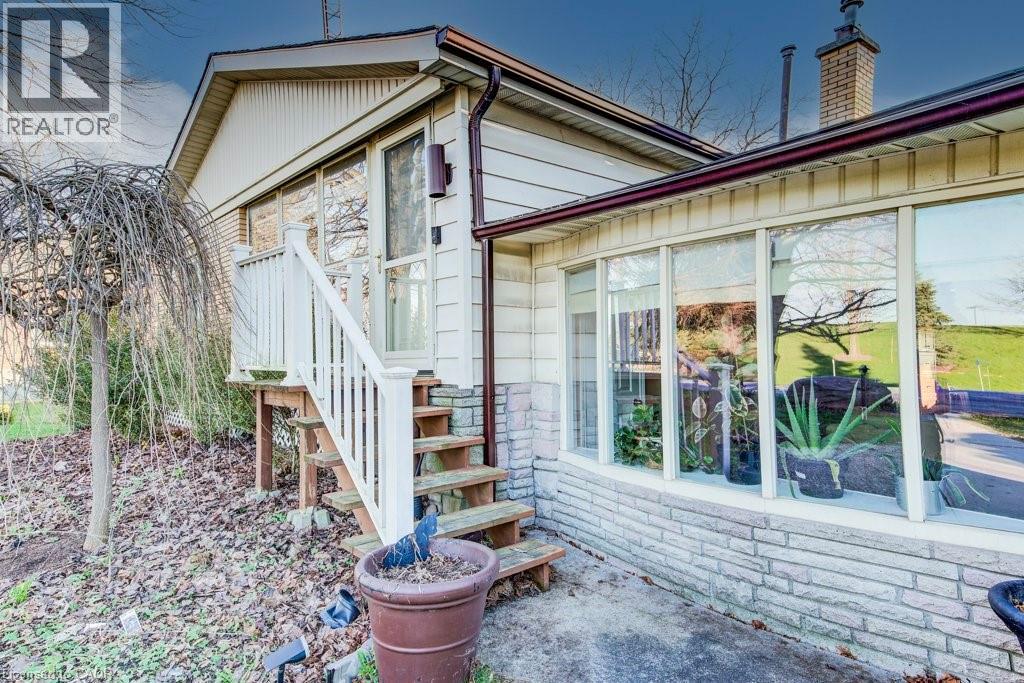 2310 FOUNTAIN Street N thumbnail 5