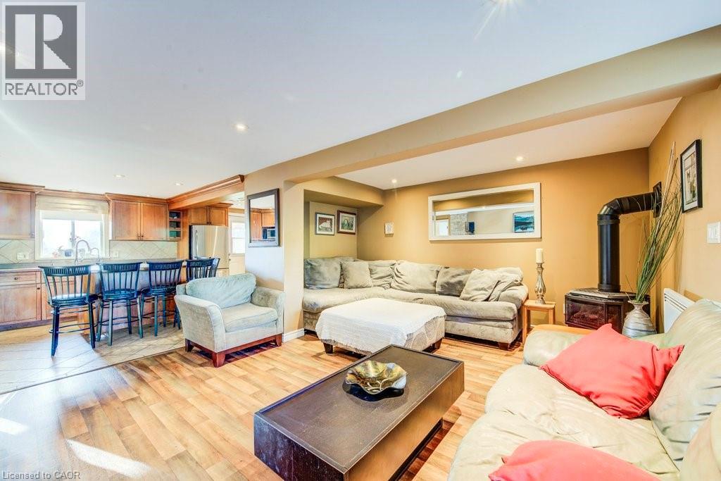 2310 FOUNTAIN Street N thumbnail 7