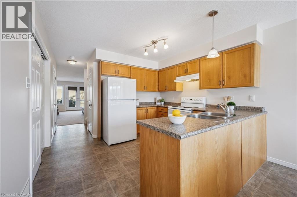 50 HOWE Drive Unit# 16B thumbnail 9