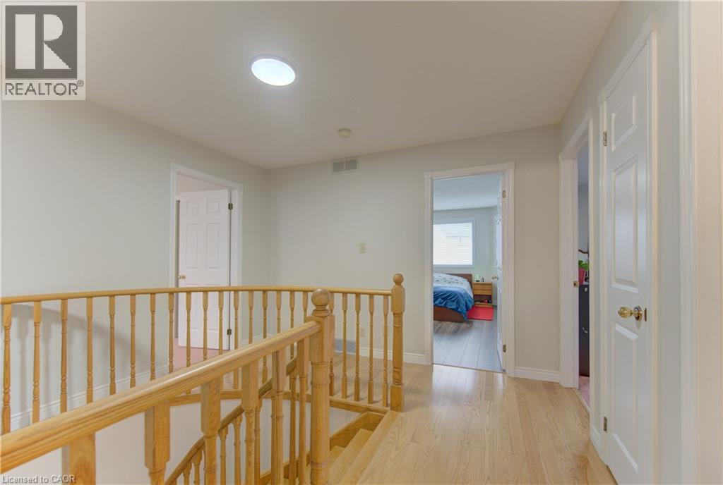 159 BURNETT Avenue thumbnail 22