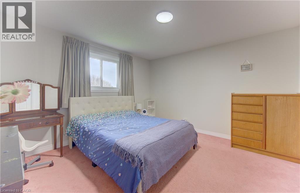 159 BURNETT Avenue thumbnail 24