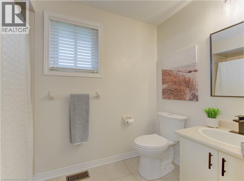 159 BURNETT Avenue thumbnail 32