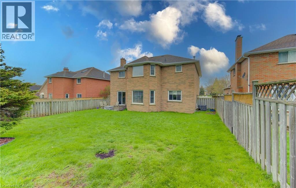 159 BURNETT Avenue thumbnail 35