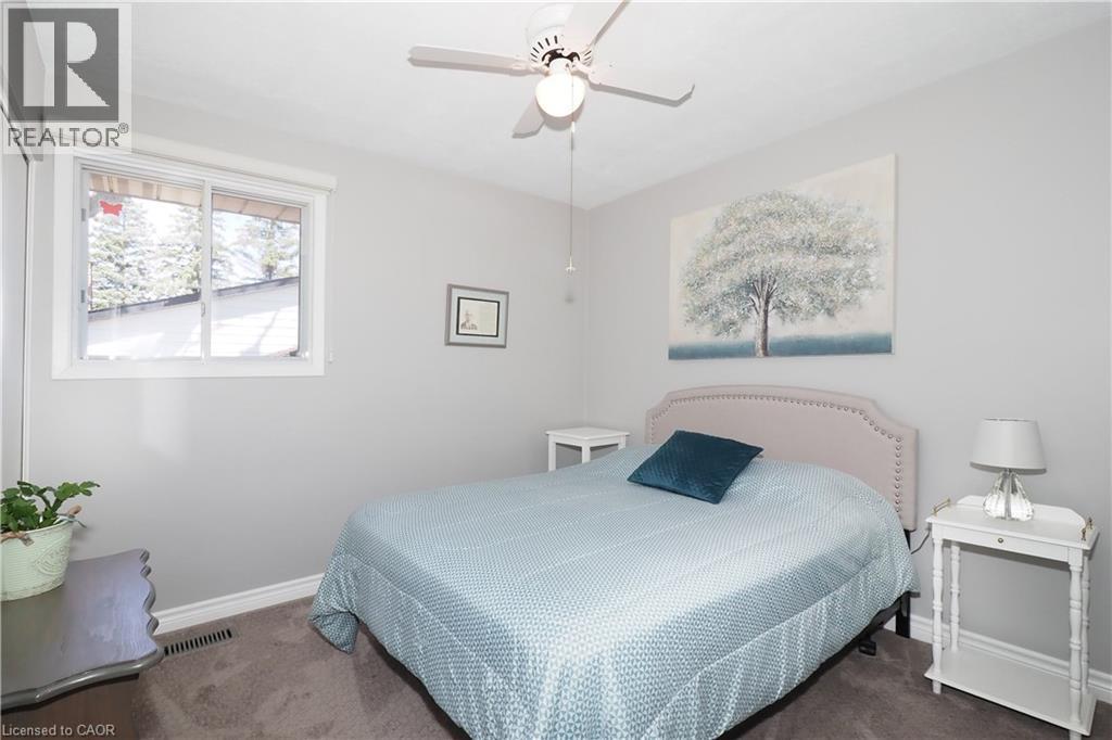 35 REINER Crescent thumbnail 20