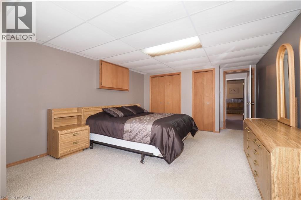 35 REINER Crescent thumbnail 28