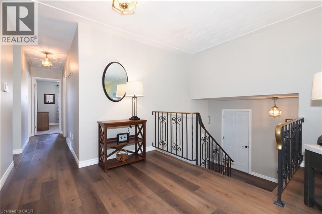 35 REINER Crescent thumbnail 8