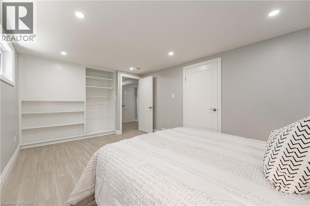 34 BRADLEY Drive thumbnail 21