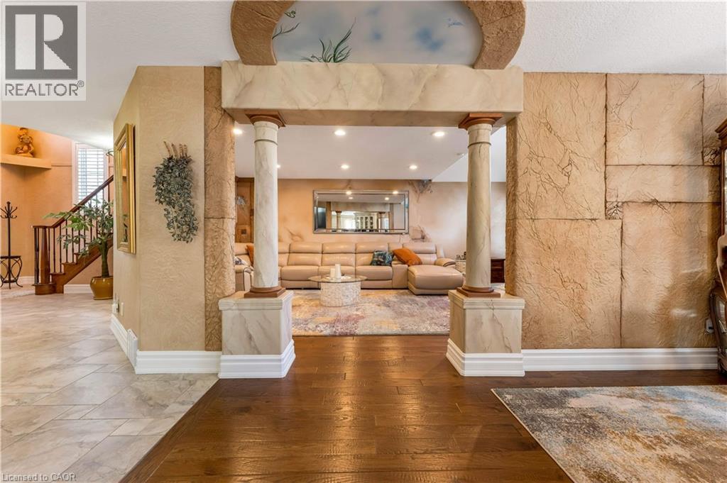 60 CHANDOS Drive thumbnail 10