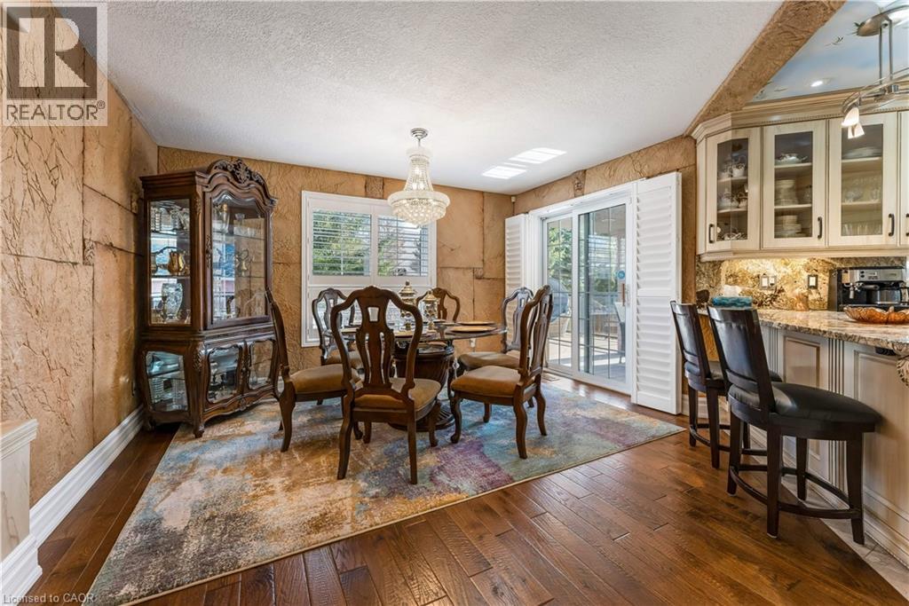 60 CHANDOS Drive thumbnail 17