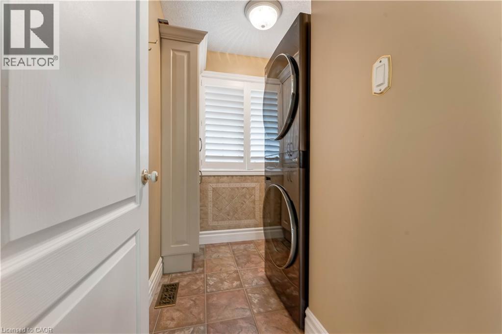 60 CHANDOS Drive thumbnail 18