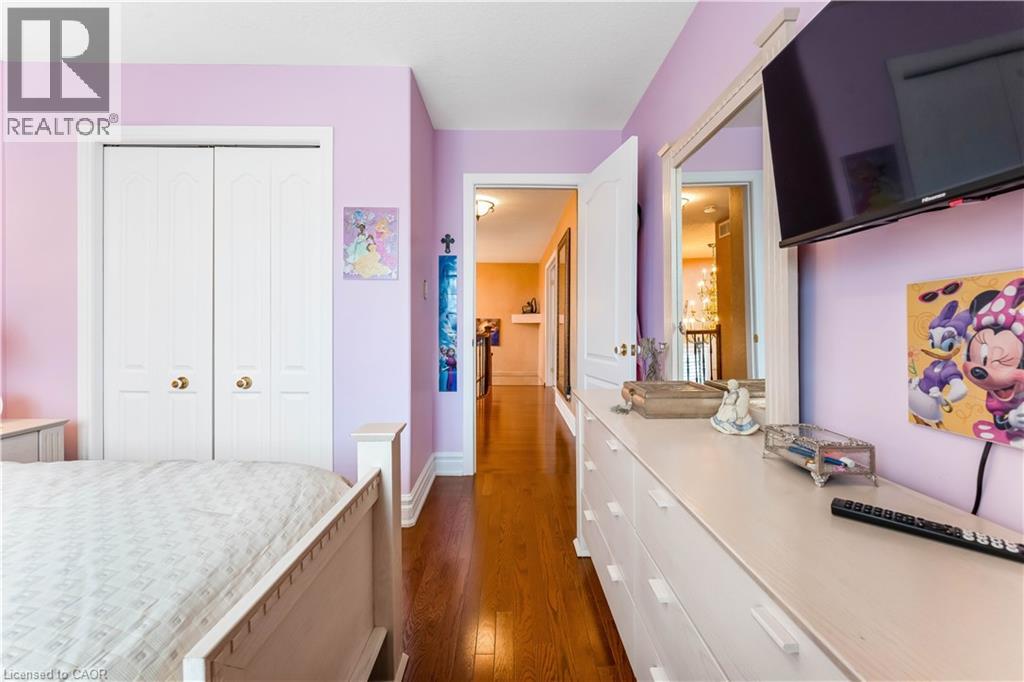 60 CHANDOS Drive thumbnail 28